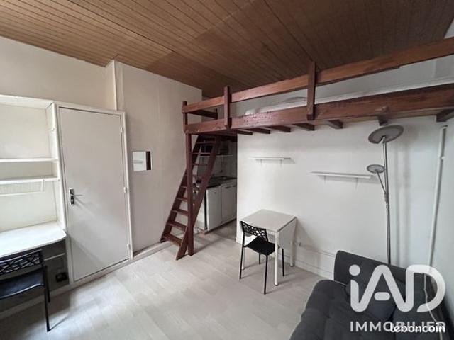 Studio 1 pièce 14 m²