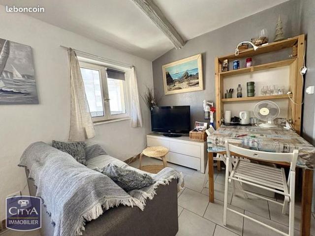 Studio 1 pièce 14 m²