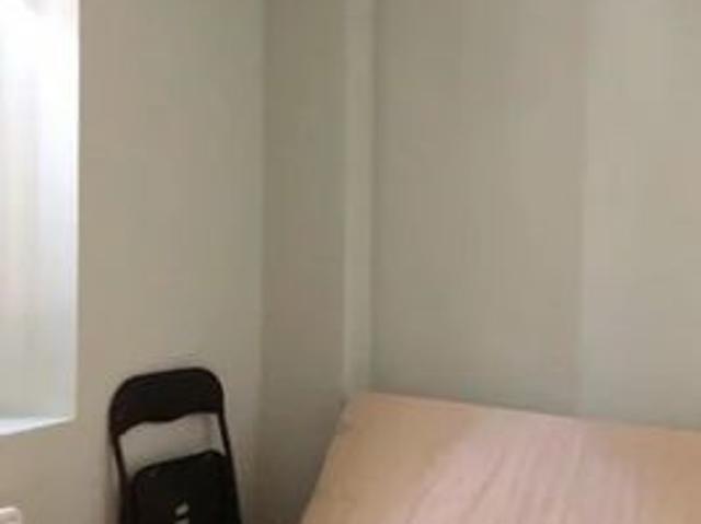Studio 1 pièce 15 m²