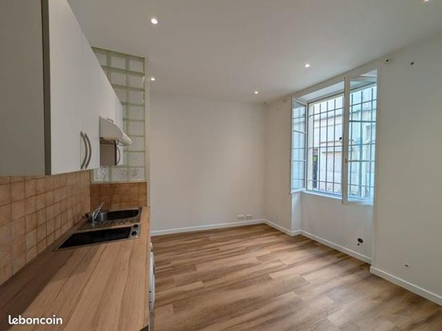 Studio 1 pièce 15 m²
