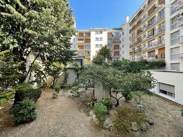 Studio 1 pièce 15 m²
