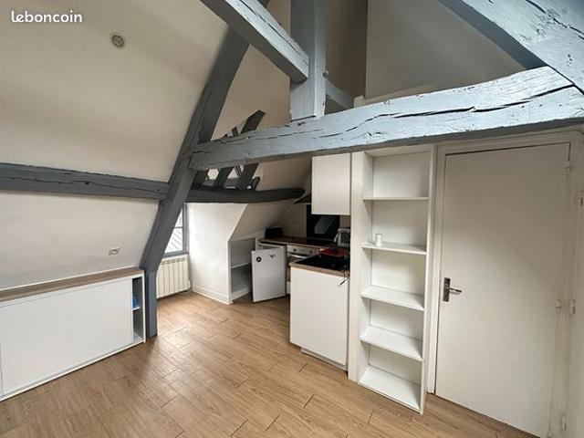 Studio 1 pièce 15 m²