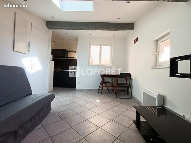 Studio 1 pièce 15 m²