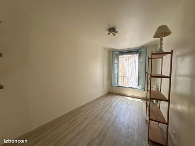 Studio 1 pièce 15 m²