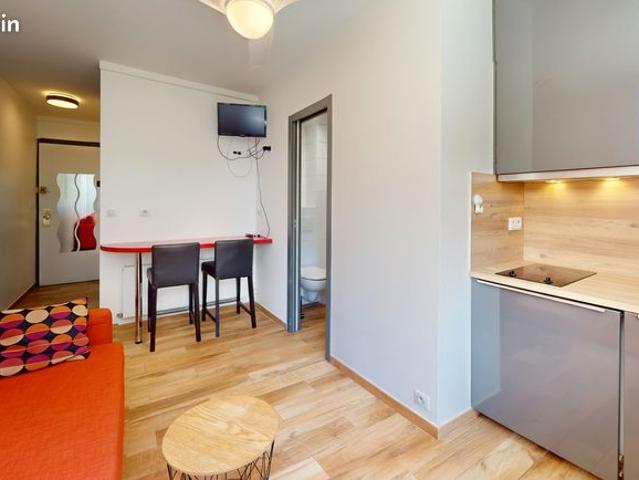 Studio 1 pièce 15 m²