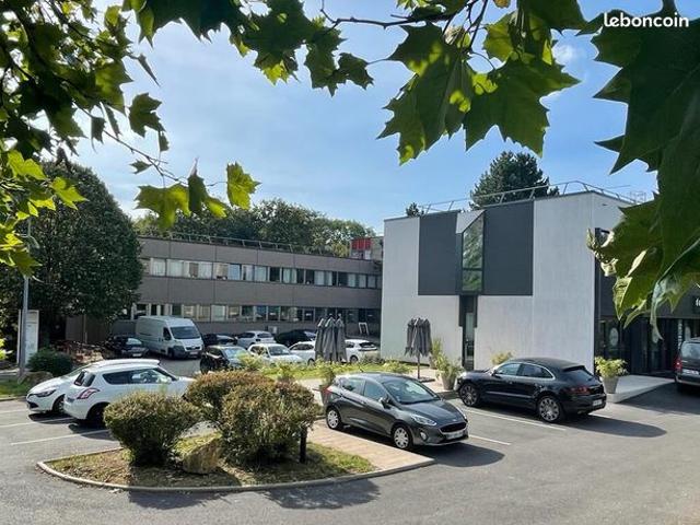 Studio 1 pièce 15 m²
