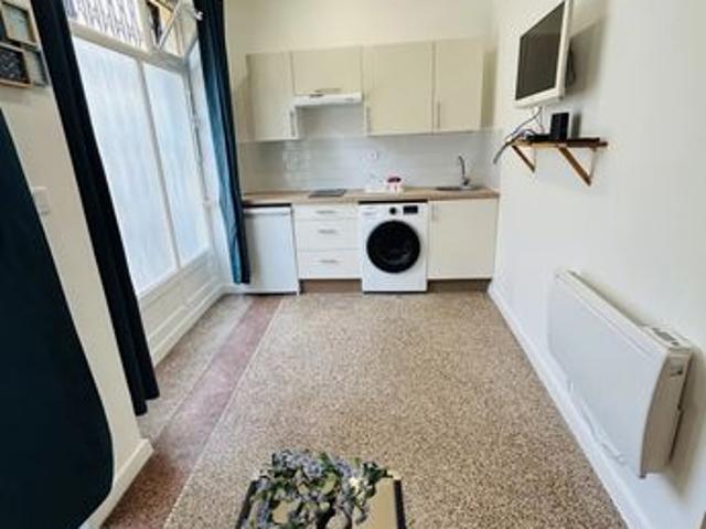 Studio 1 pièce 15 m²