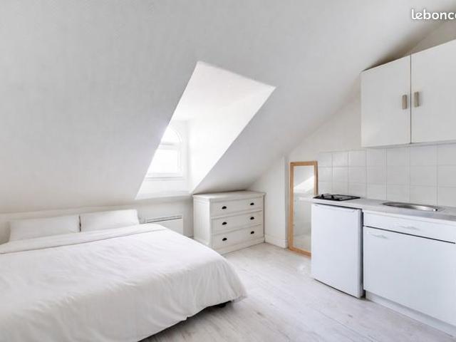 Studio 1 pièce 15 m²