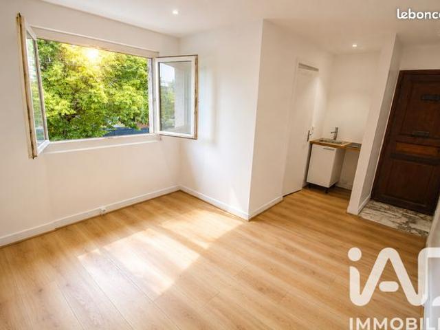 Studio 1 pièce 15 m²