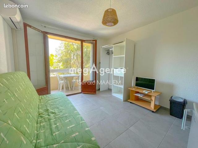 Studio 1 pièce 15 m²