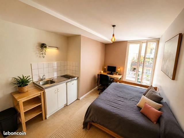 Studio 1 pièce 15 m²