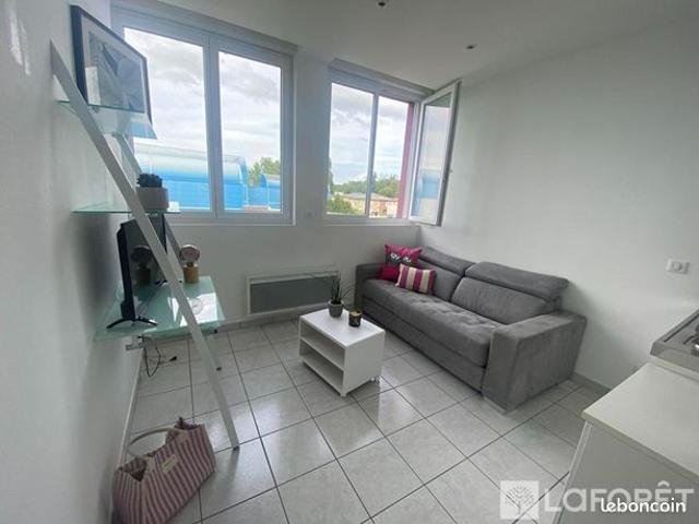 Studio 1 pièce 16 m²