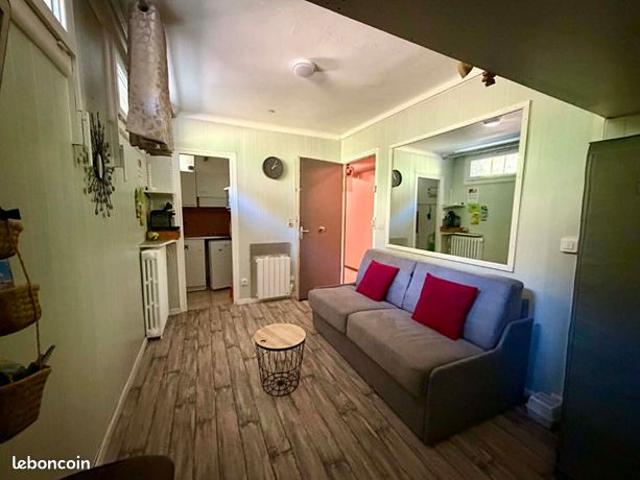 Studio 1 pièce 16 m²