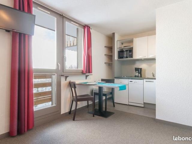 Studio 1 pièce 16 m²