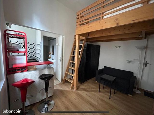 Studio 1 pièce 16 m²