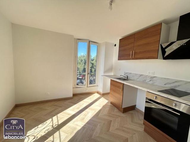 Studio 1 pièce 16 m²