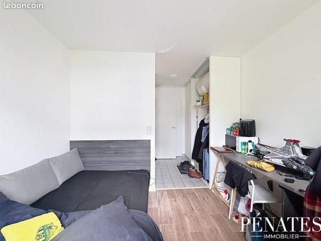 Studio 1 pièce 16 m²