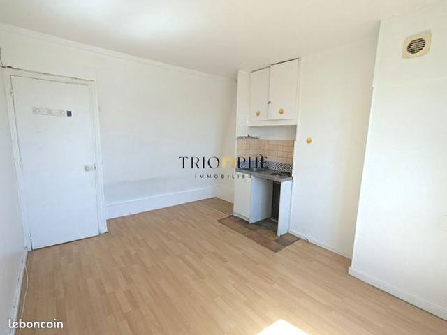 Studio 1 pièce 16 m²