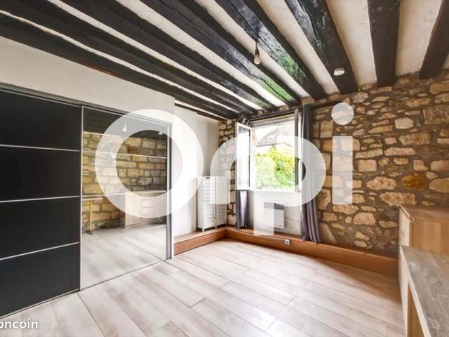 Studio 1 pièce 16 m²