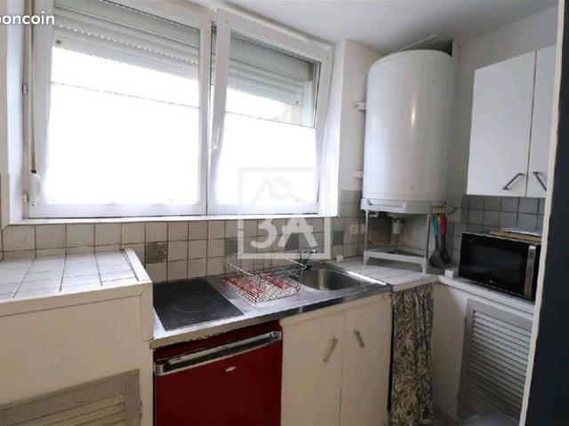 Studio 1 pièce 16 m²