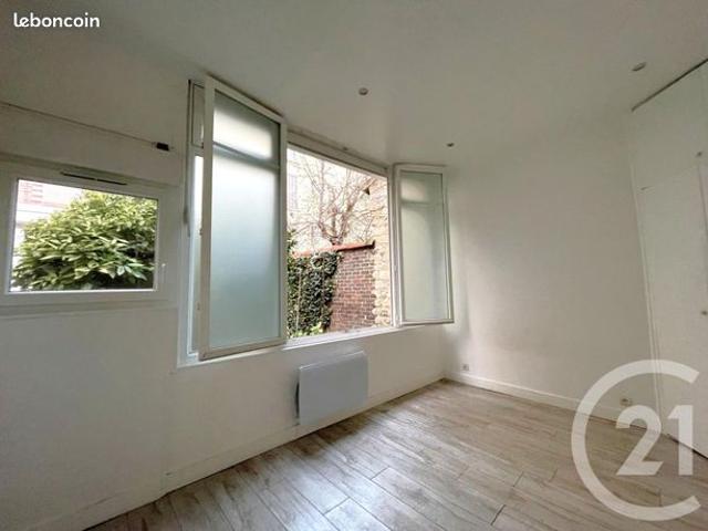 Studio 1 pièce 16 m²