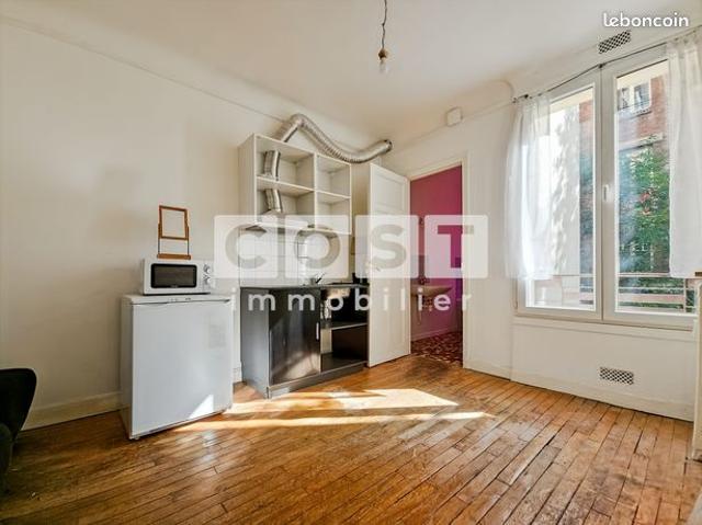 Studio 1 pièce 16 m²