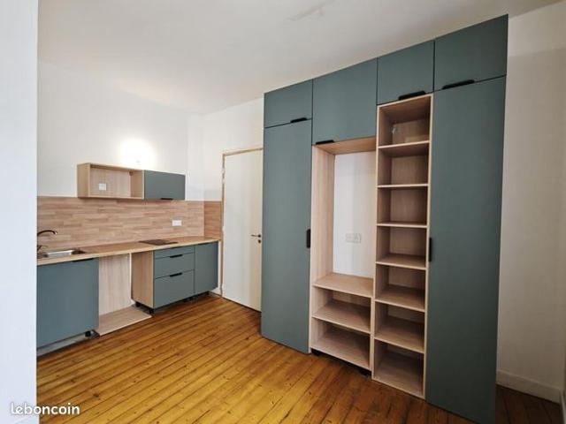 Studio 1 pièce 16 m²