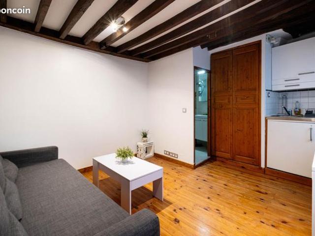 Studio 1 pièce 16 m²