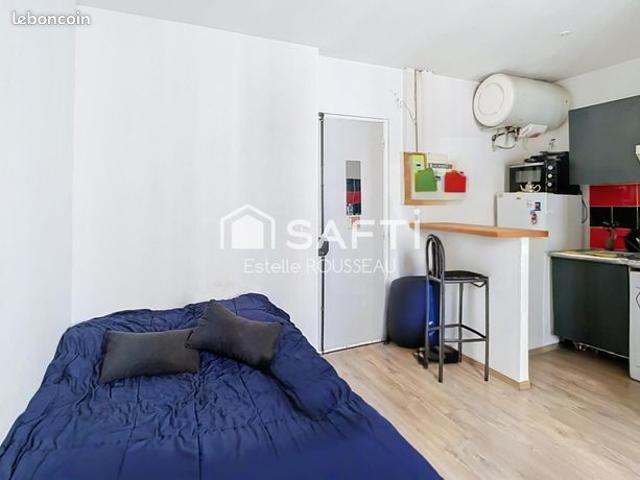 Studio 1 pièce 16 m²