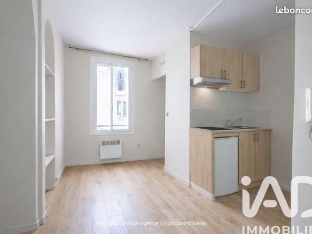 Studio 1 pièce 16 m²