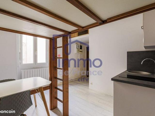 Studio 1 pièce 16 m²