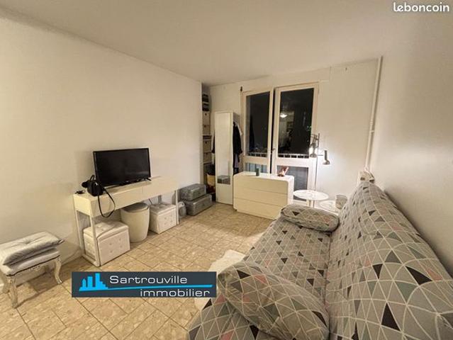 Studio 1 pièce 16 m²