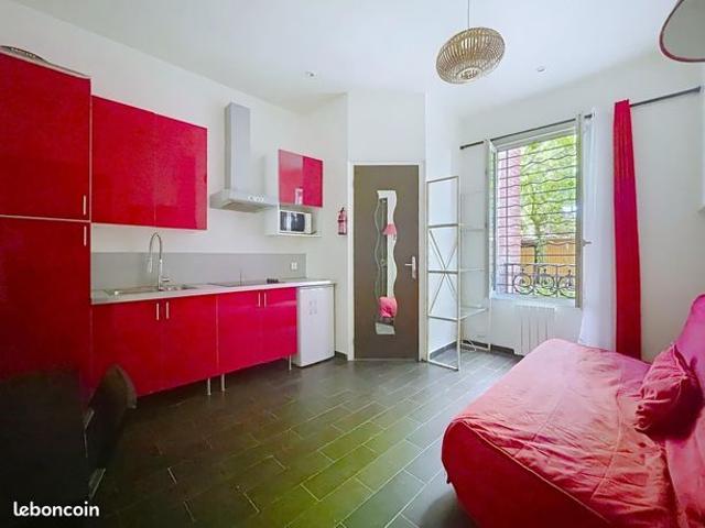 Studio 1 pièce 16 m²