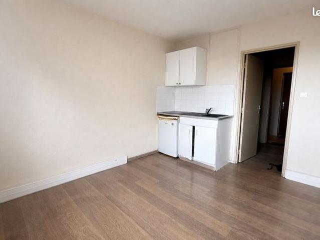 Studio 1 pièce 16 m²