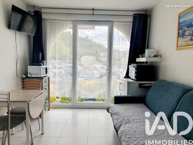 Studio 1 pièce 16 m²