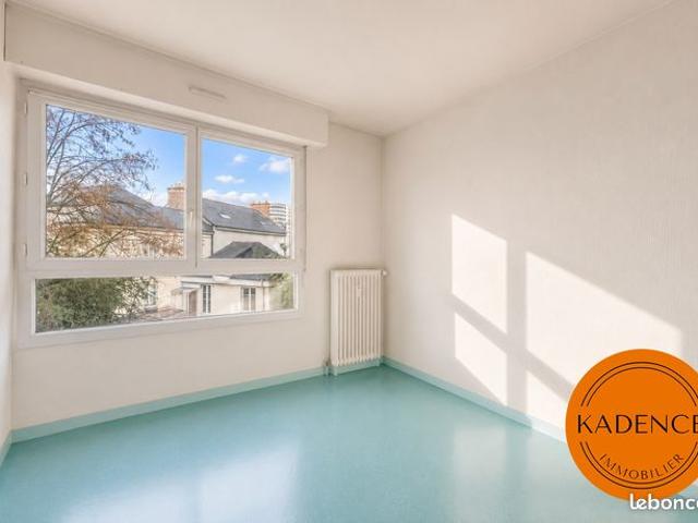 Studio 1 pièce 16 m²