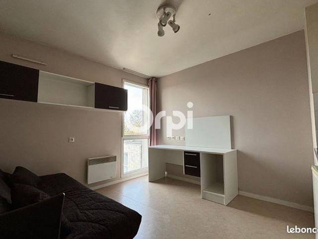 Studio 1 pièce 18 m²