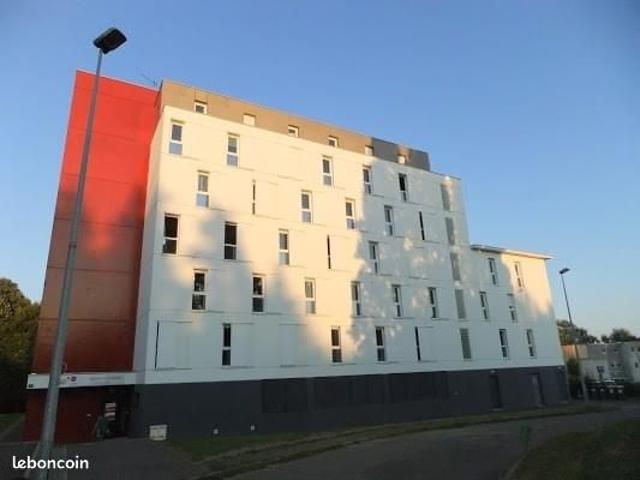 Studio 1 pièce 18 m²