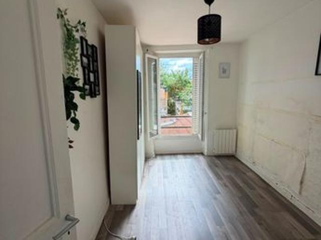 Studio 1 pièce 18 m²
