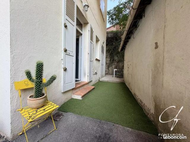 Studio 1 pièce 18 m²