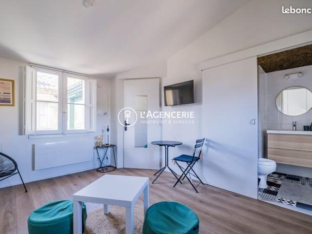 Studio 1 pièce 18 m²