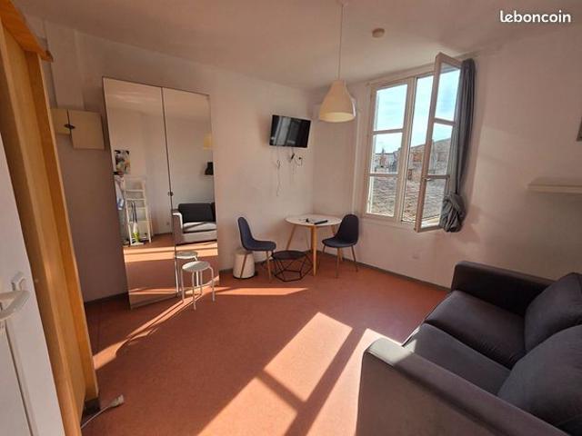 Studio 1 pièce 18 m²