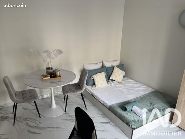 Studio 1 pièce 18 m²
