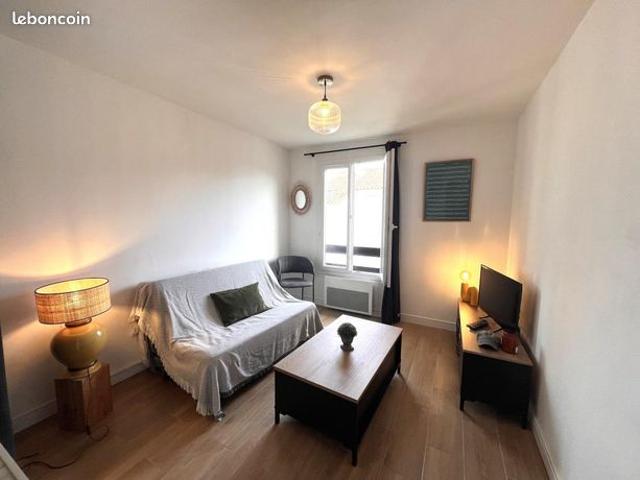 Studio 1 pièce 18 m²
