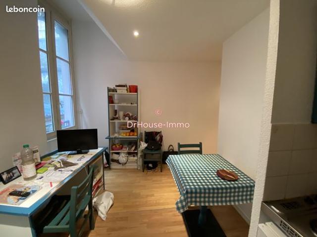 Studio 1 pièce 18 m²