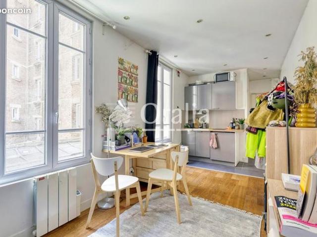 Studio 1 pièce 18 m²