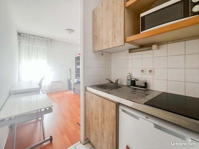 Studio 1 pièce 18 m²