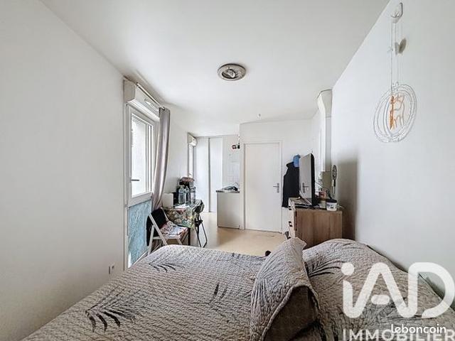 Studio 1 pièce 18 m²