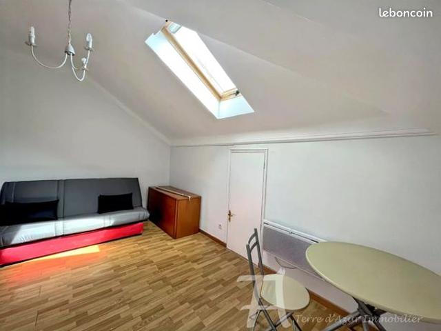 Studio 1 pièce 18 m²