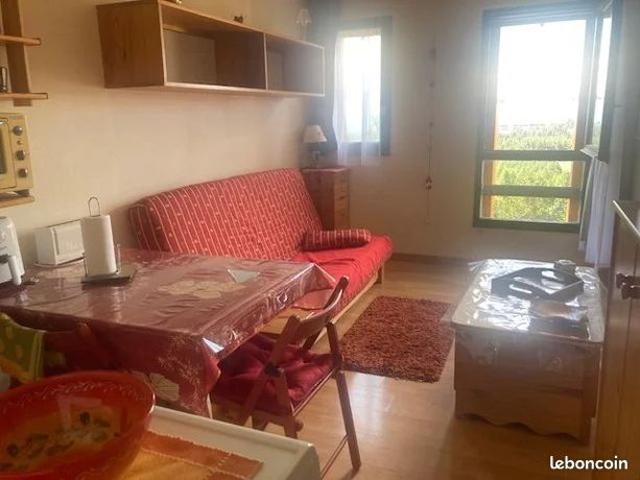 Studio 1 pièce 18 m²